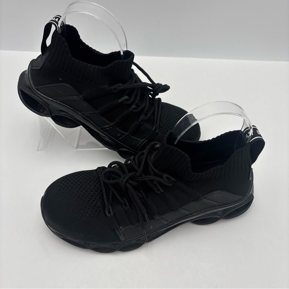 Men's Black‎ Athletic Shoes